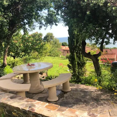 Lumineux A Avec Terrasse Et Vue Sur *